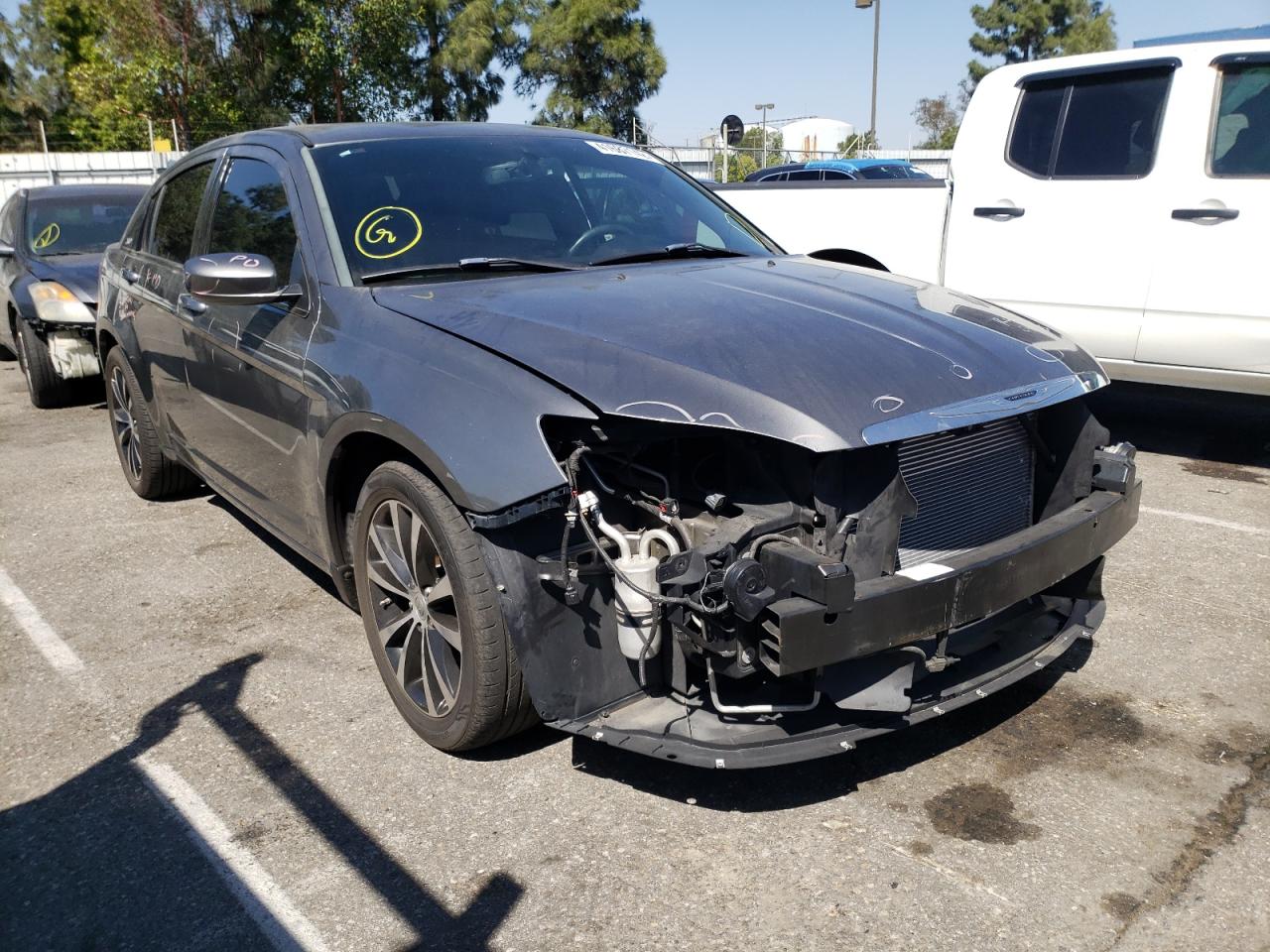 CHRYSLER 200 LIMITE 2013 with VIN 1C3CCBCG8DN728509 - Photo from auction