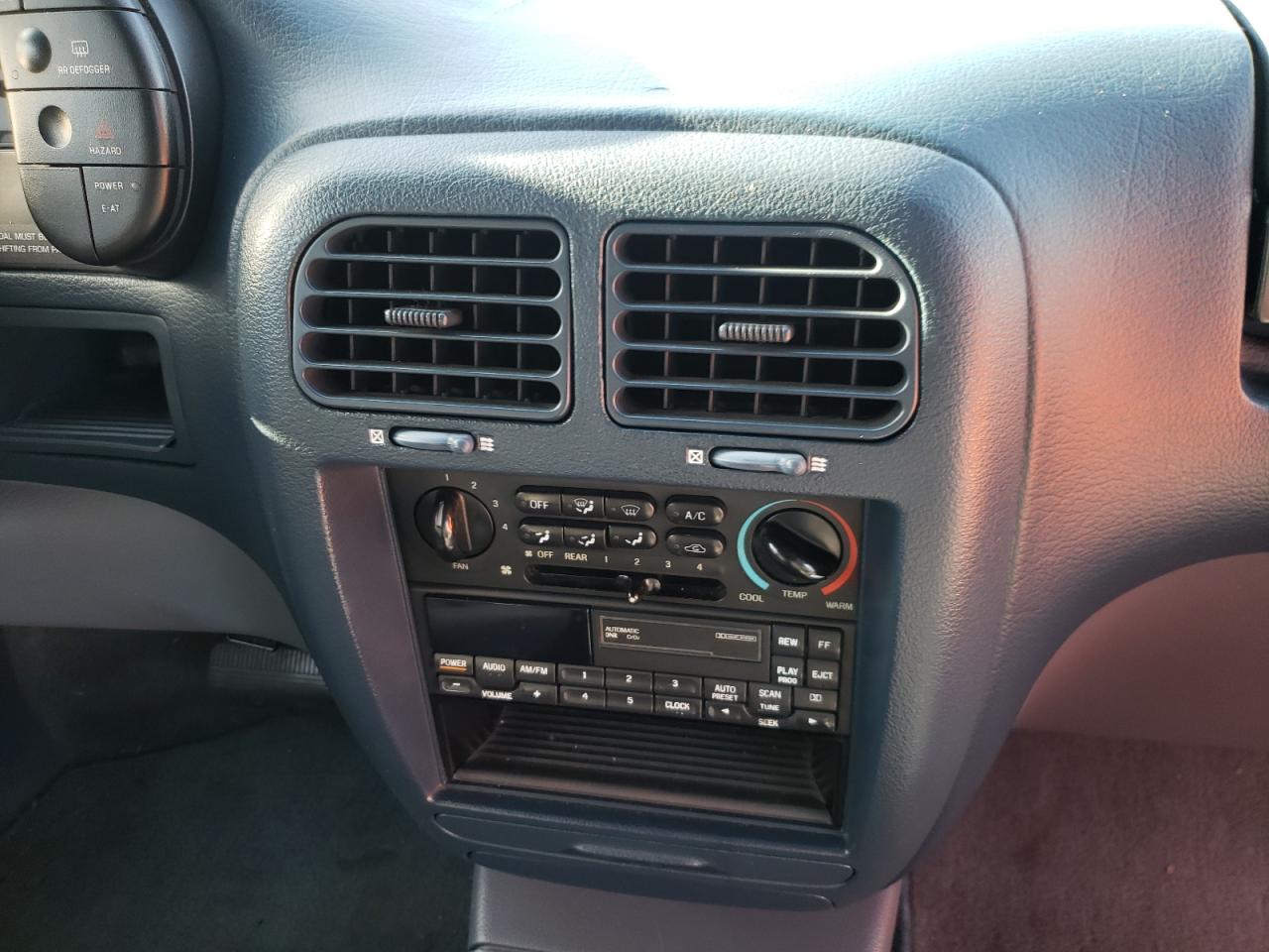 Photo 9 from auction – 1993 NISSAN QUEST BASE with VIN 4N2DN11W2PD834444