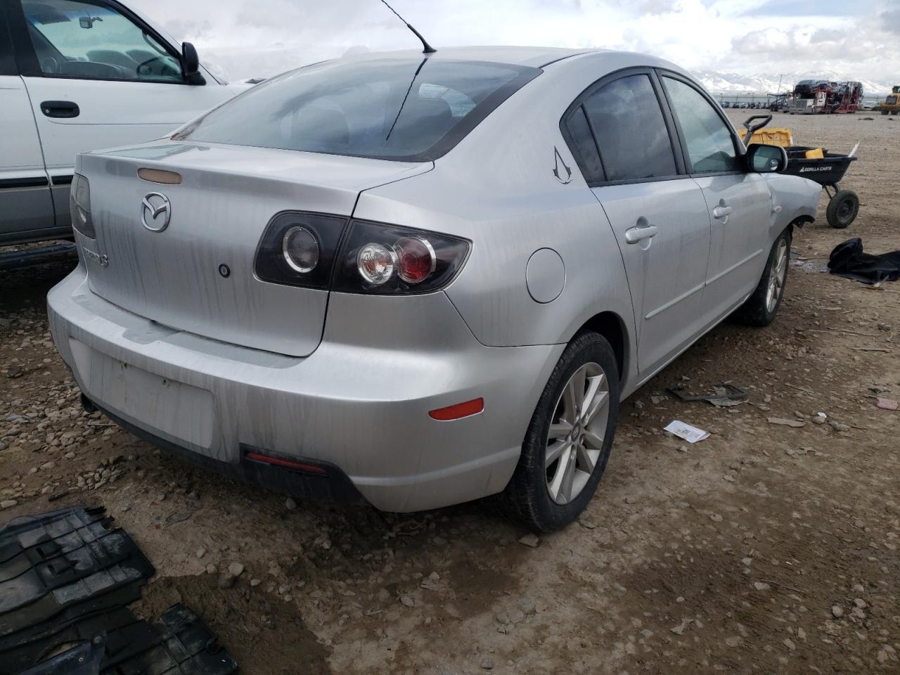 Photo 4 from auction – 2007 MAZDA 3 I with VIN JM1BK32G171683426