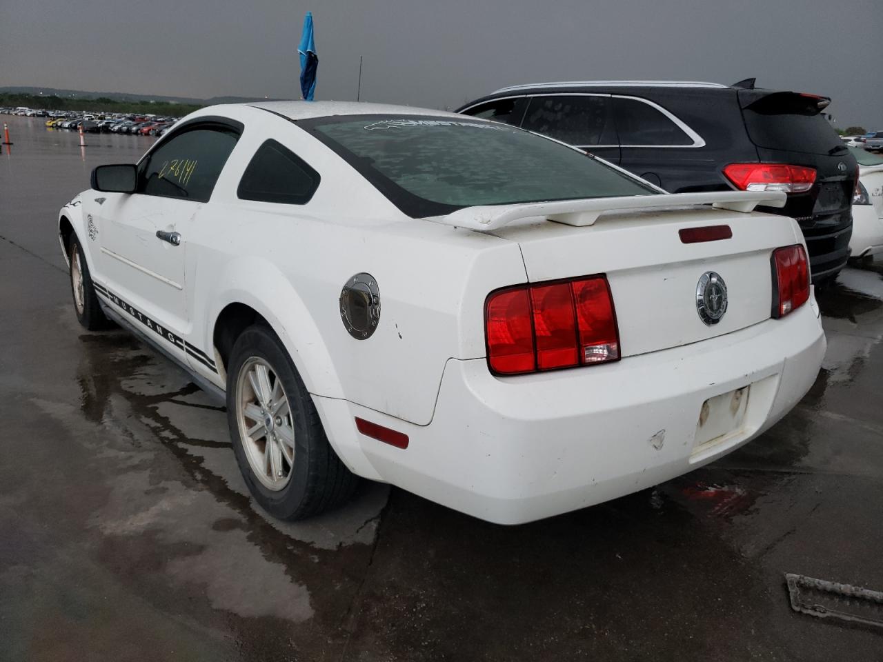 Photo 3 from auction – 2005 FORD MUSTANG with VIN 1ZVFT80N255251766