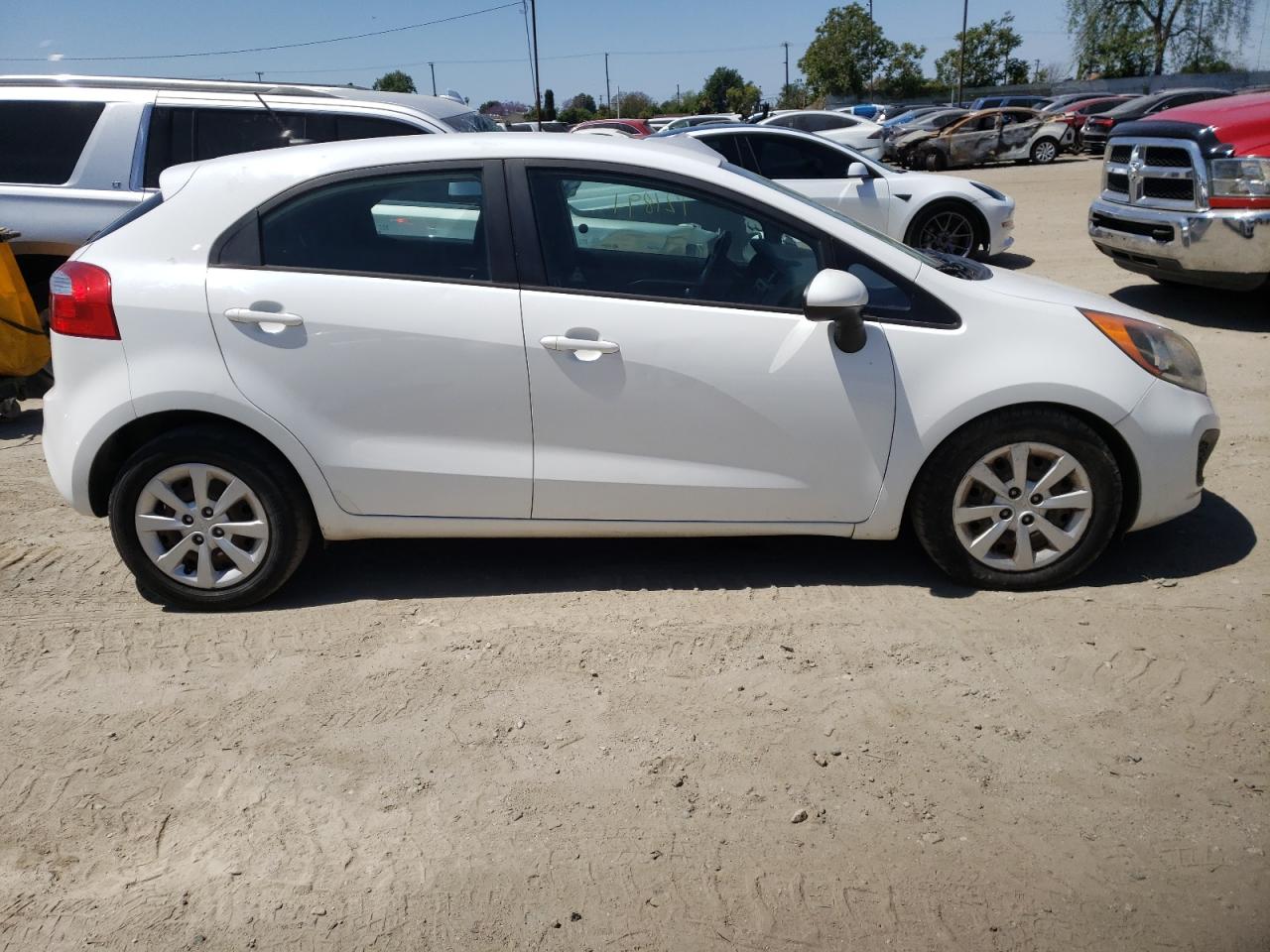 Photo 9 from auction – 2012 KIA RIO LX with VIN KNADM5A34C6019676