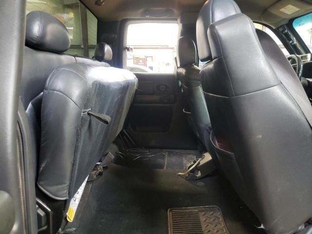 Photo 6 from auction – 2002 CHEVROLET SILVERADO with VIN 1GCHK29172E102678