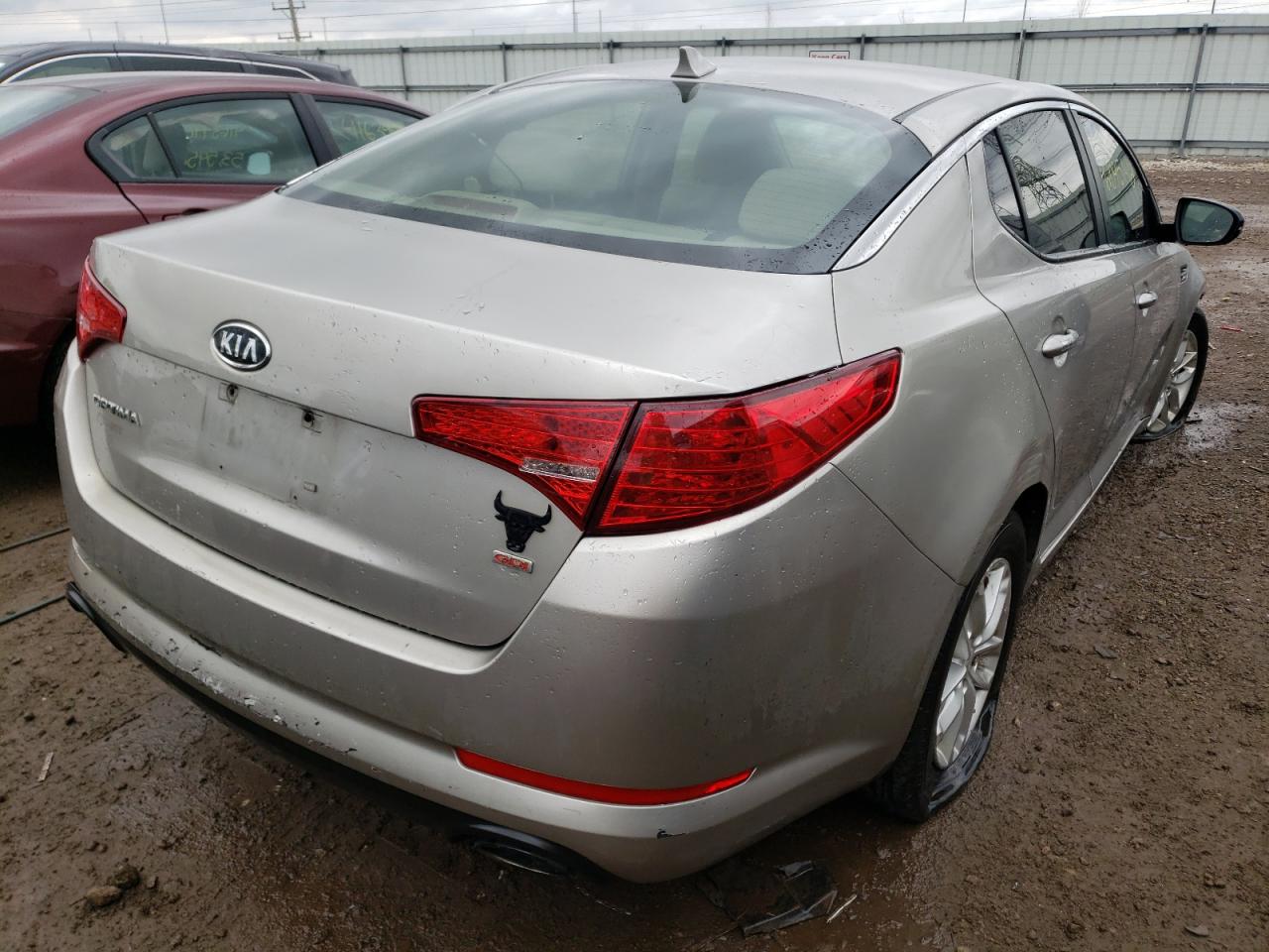 Photo 4 from auction – 2012 KIA OPTIMA LX with VIN 5XXGM4A71CG026292