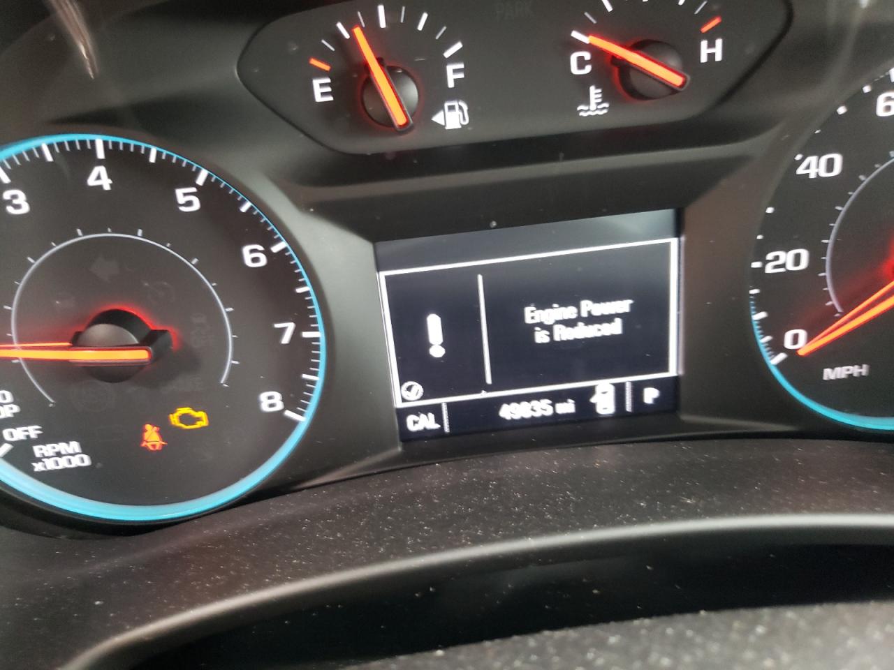Photo 8 from auction – 2018 CHEVROLET EQUINOX LT with VIN 2GNAXJEV6J6155534