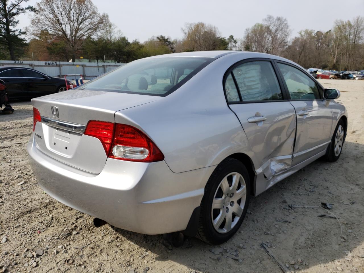 Photo 4 from auction – 2010 HONDA CIVIC LX with VIN 19XFA1F52AE075484