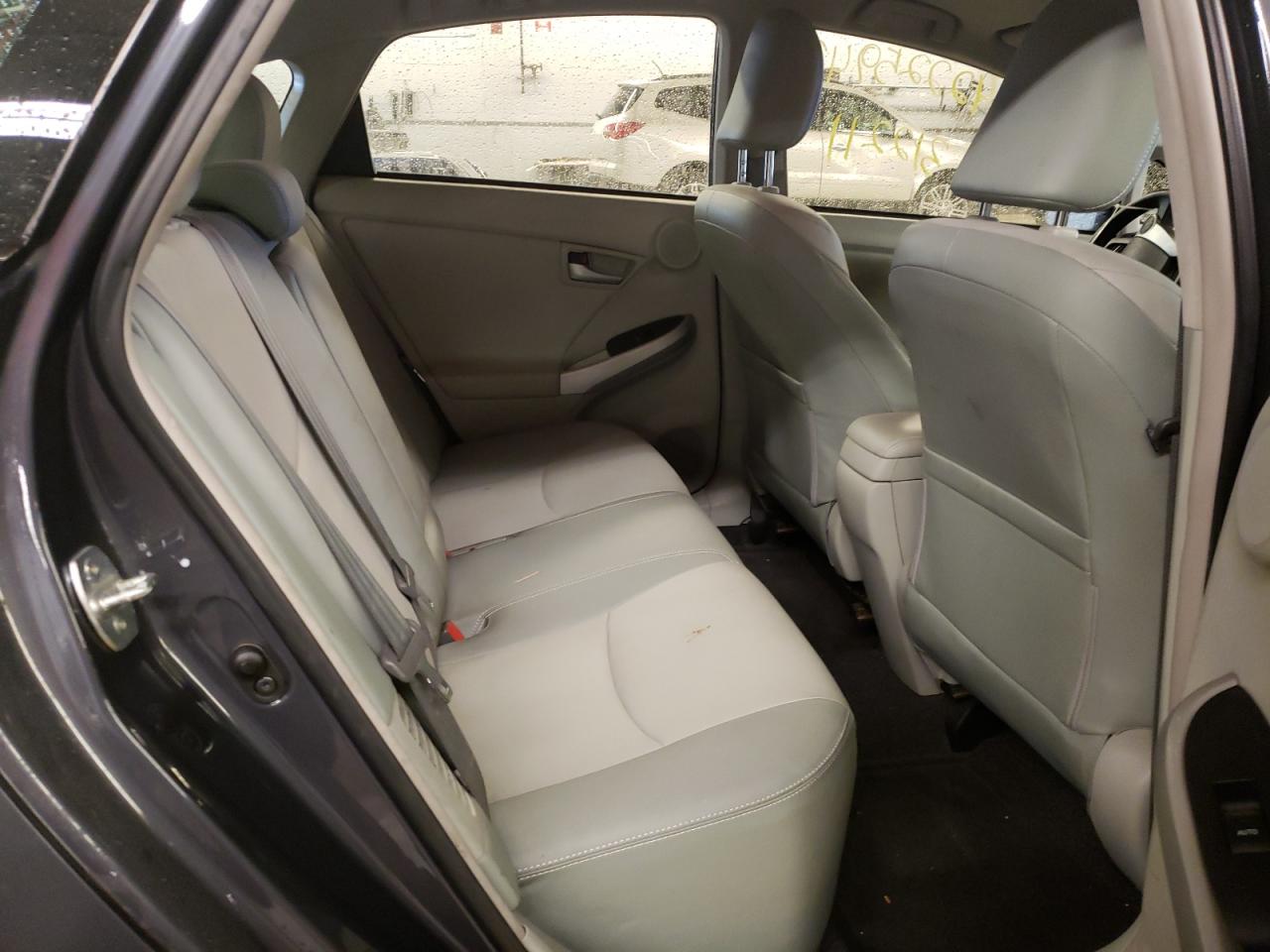 Photo 6 from auction – 2013 TOYOTA PRIUS with VIN JTDKN3DU7D5607384
