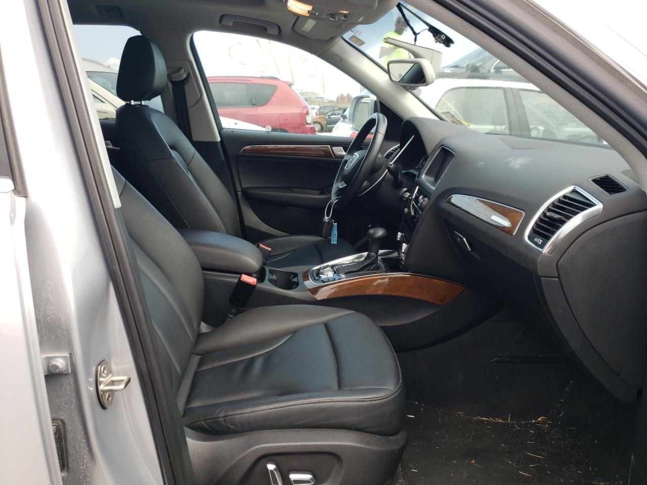 Photo 5 from auction – 2015 AUDI Q5 PREMIUM with VIN WA1LFAFP2FA011911