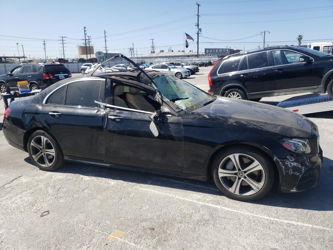 Photo 9 from auction – 2017 MERCEDES-BENZ E 300 with VIN WDDZF4JB4HA232366