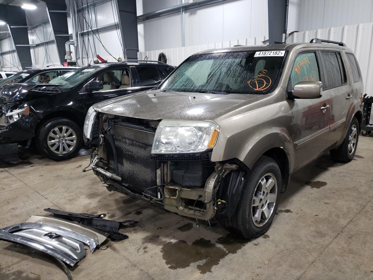 Photo 2 from auction – 2010 HONDA PILOT TOUR with VIN 5FNYF4H87AB026259