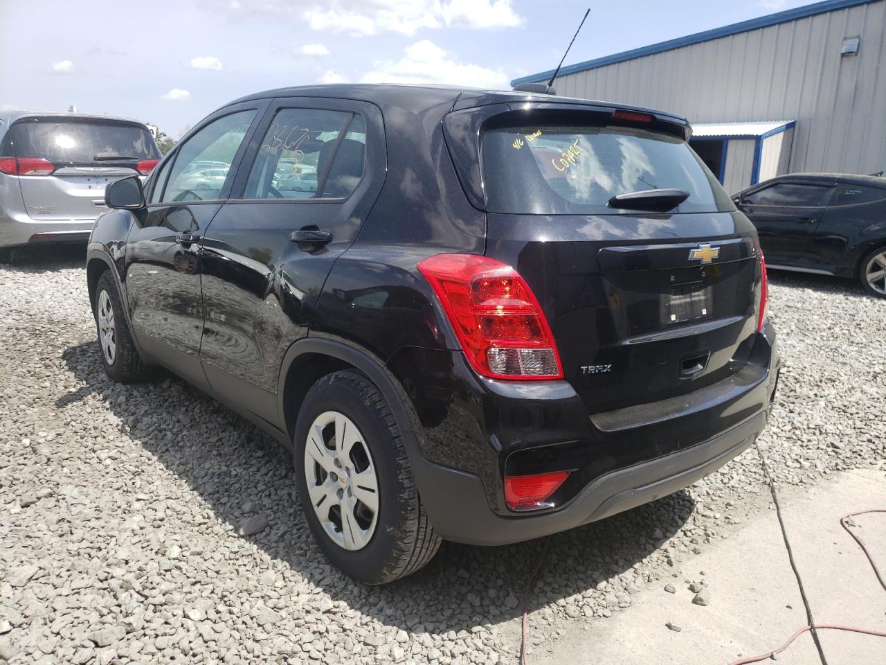 Photo 3 from auction – 2017 CHEVROLET TRAX LS with VIN 3GNCJKSB4HL284131