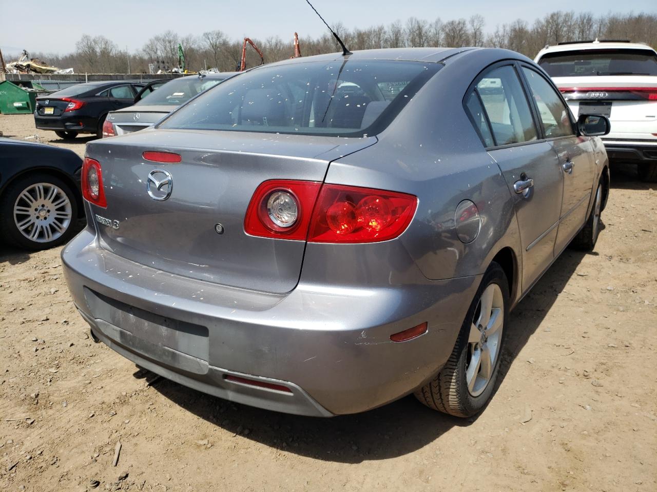 Photo 4 from auction – 2006 MAZDA 3 I with VIN JM1BK32G661456392