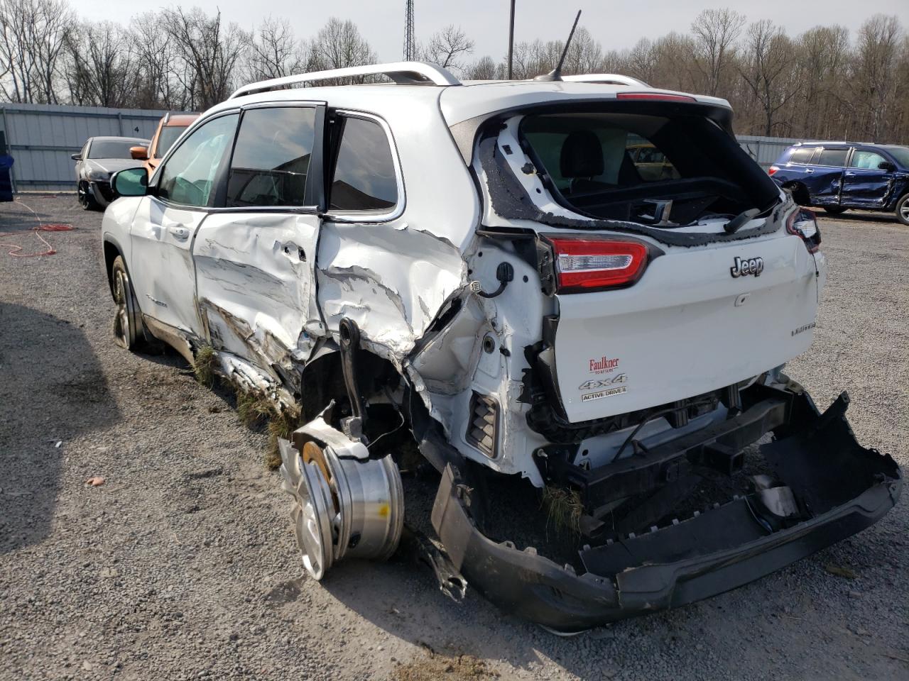 Photo 3 from auction – 2015 JEEP CHEROKEE L with VIN 1C4PJMDS8FW527529