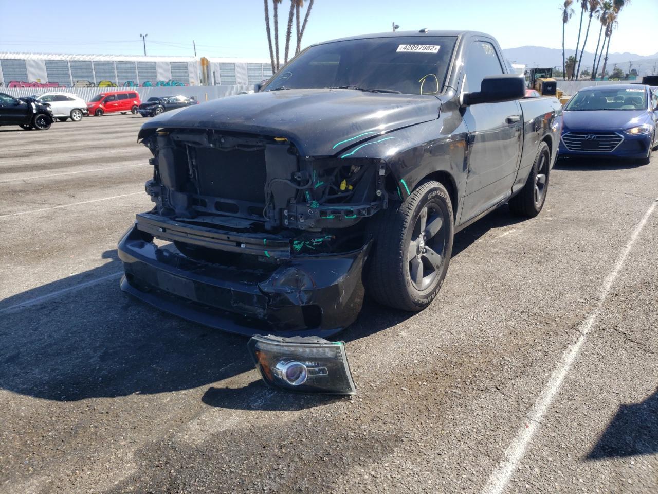 Photo 2 from auction – 2013 RAM 1500 ST with VIN 3C6JR6AT9DG585241