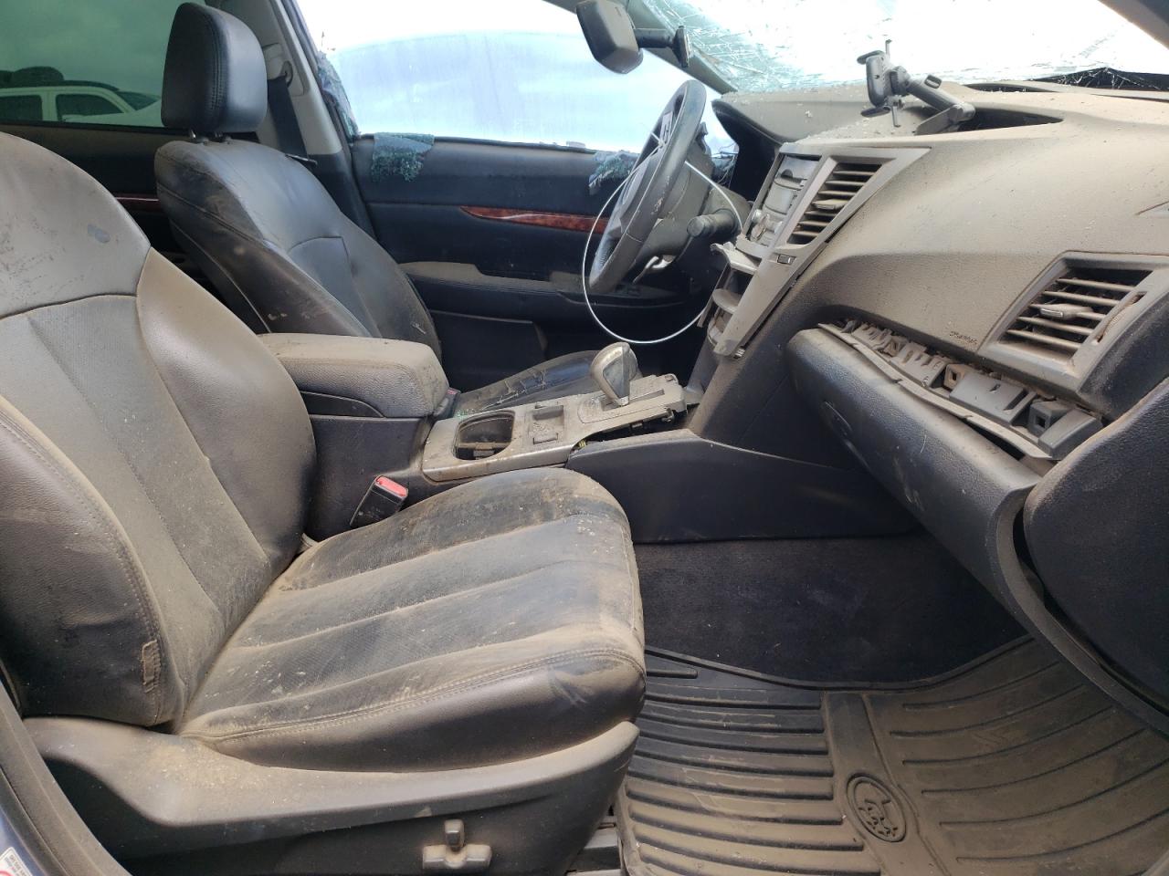 Photo 5 from auction – 2010 SUBARU LEGACY 2.5 with VIN 4S3BMCJ6XA3218805
