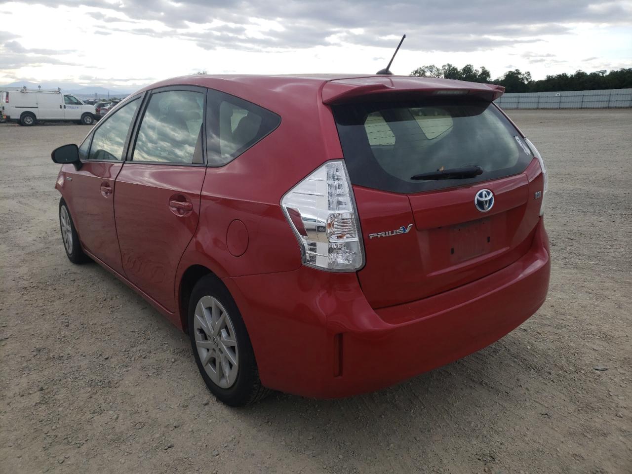 Photo 3 from auction – 2013 TOYOTA PRIUS V with VIN JTDZN3EU8D3255425