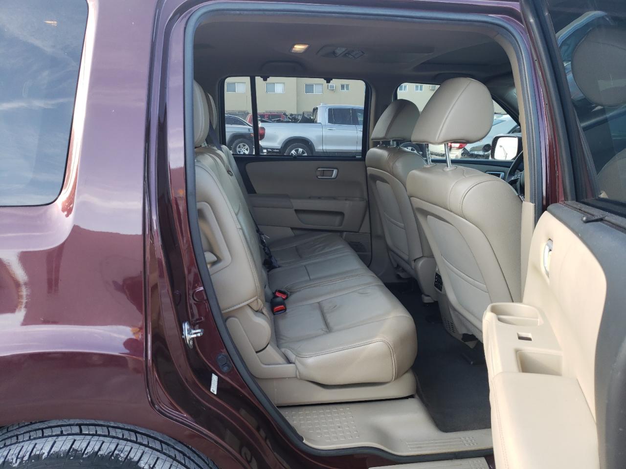 Photo 6 from auction – 2013 HONDA PILOT TOUR with VIN 5FNYF3H96DB018077