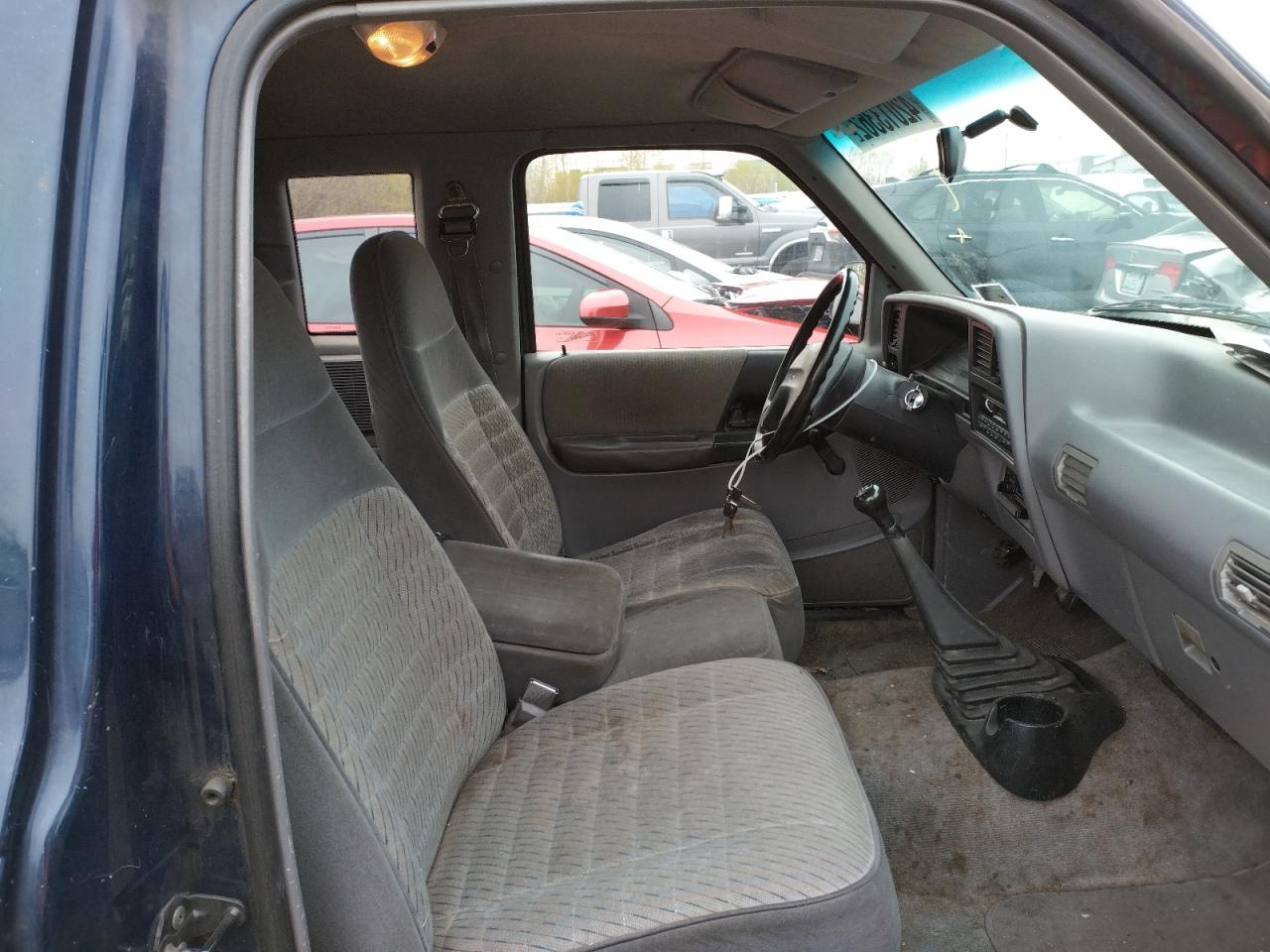 Photo 5 from auction – 1993 FORD RANGER SUP with VIN 1FTCR14A9PPB12759