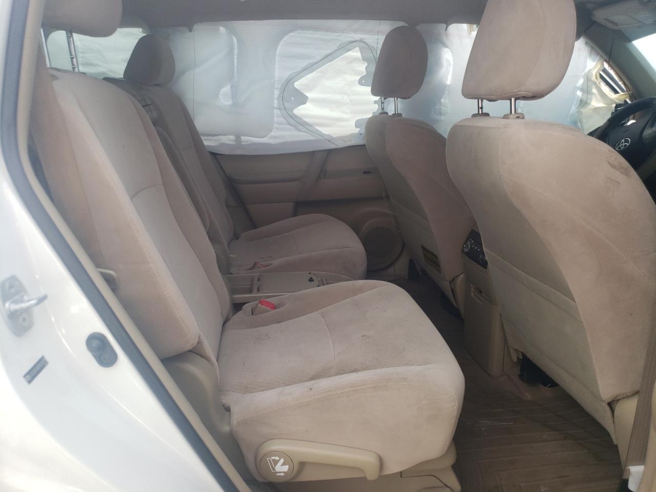 Photo 6 from auction – 2009 TOYOTA HIGHLANDER with VIN JTEDS41A092074378