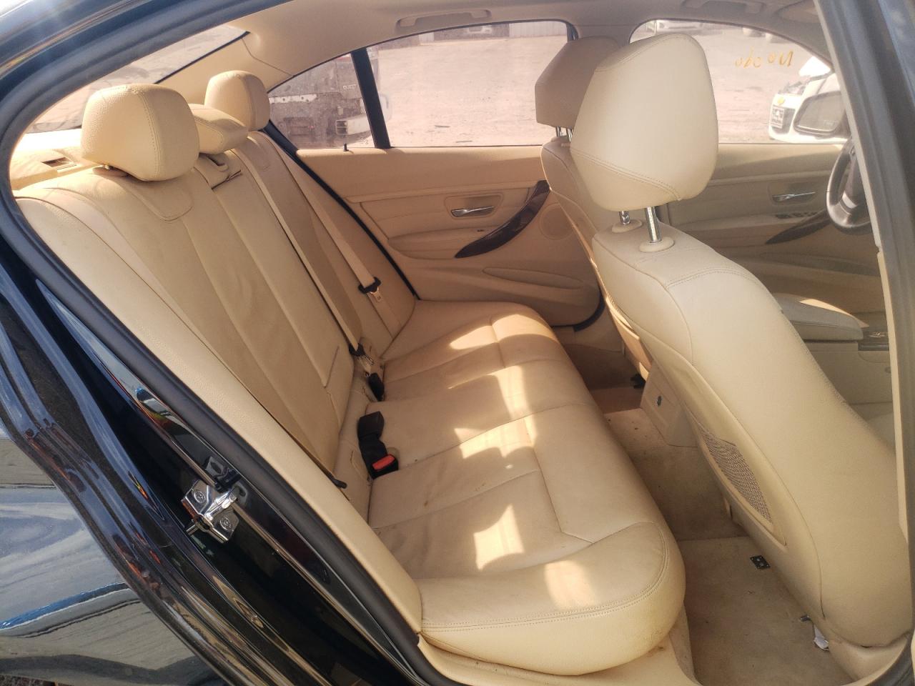 Photo 6 from auction – 2013 BMW 328 I with VIN WBA3A5C52DF350678