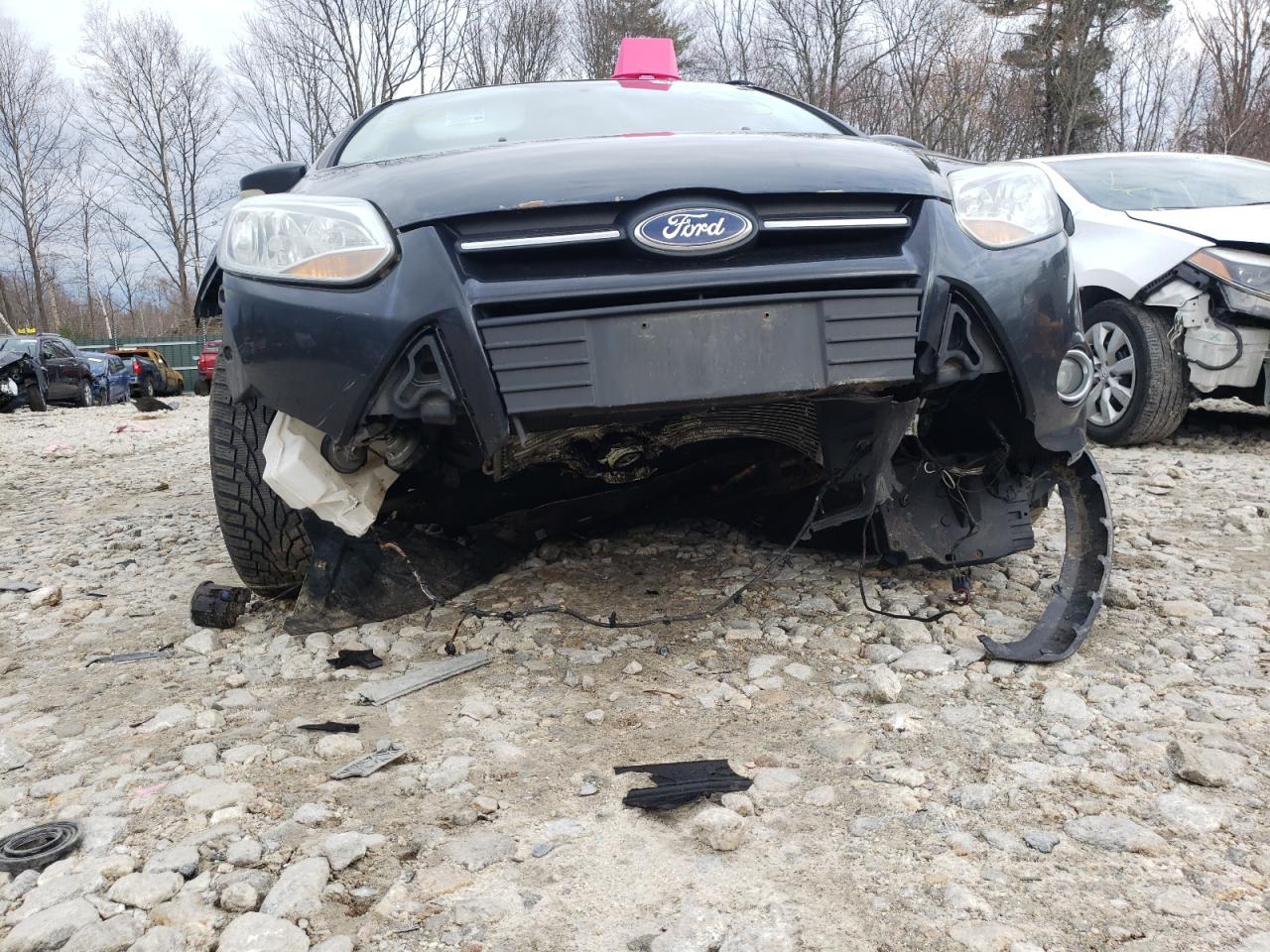 Photo 9 from auction – 2014 FORD FOCUS SE with VIN 1FADP3F29EL395198