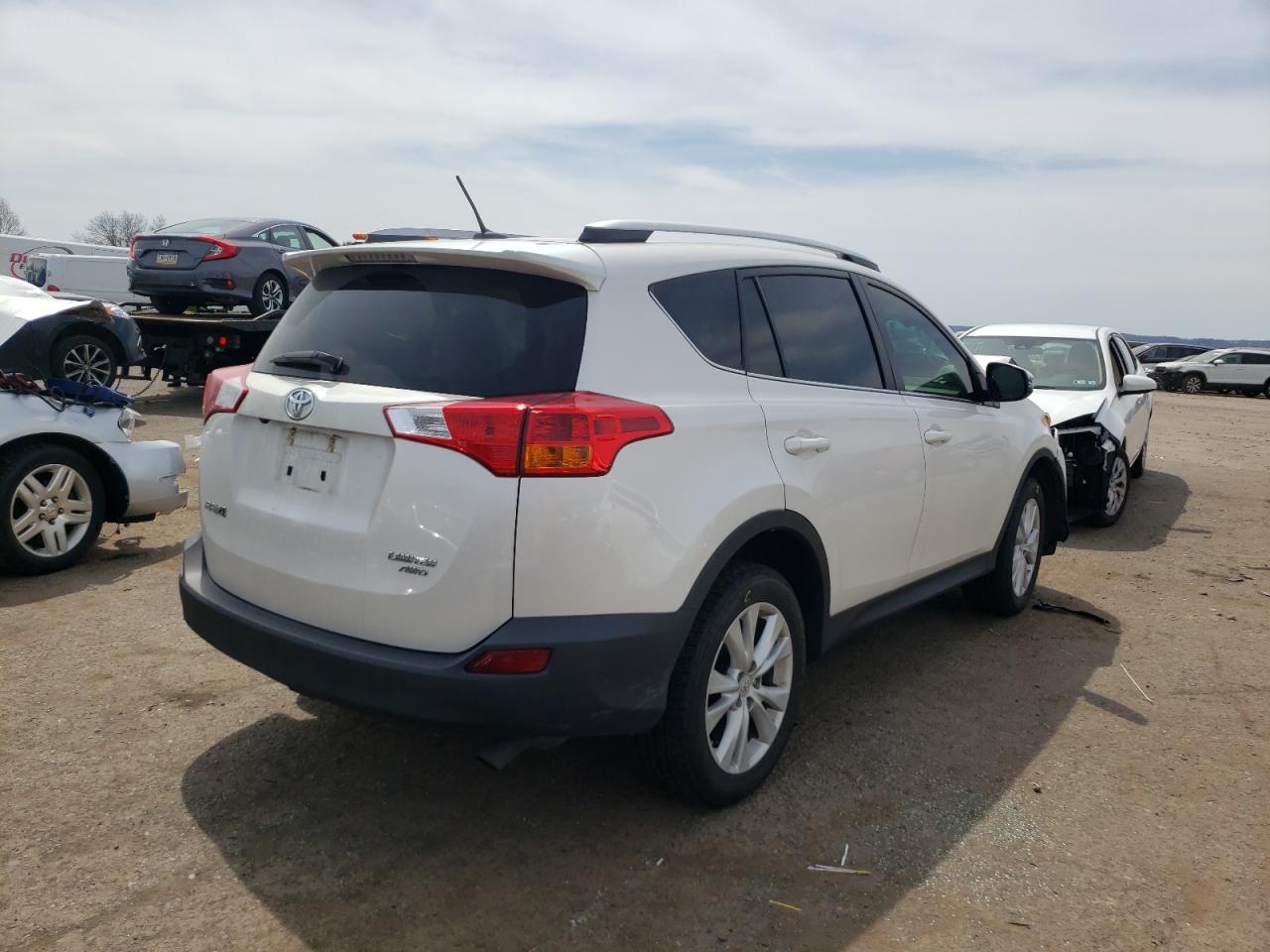 Photo 4 from auction – 2014 TOYOTA RAV4 LIMIT with VIN 2T3DFREV6EW199132