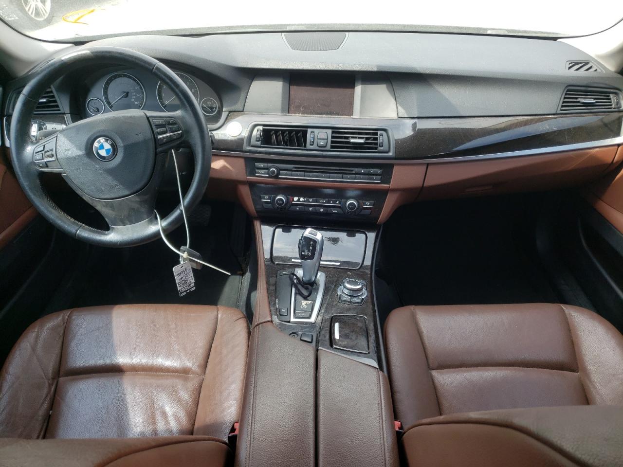 Photo 9 from auction – 2011 BMW 528 I with VIN WBAFR1C50BC738196