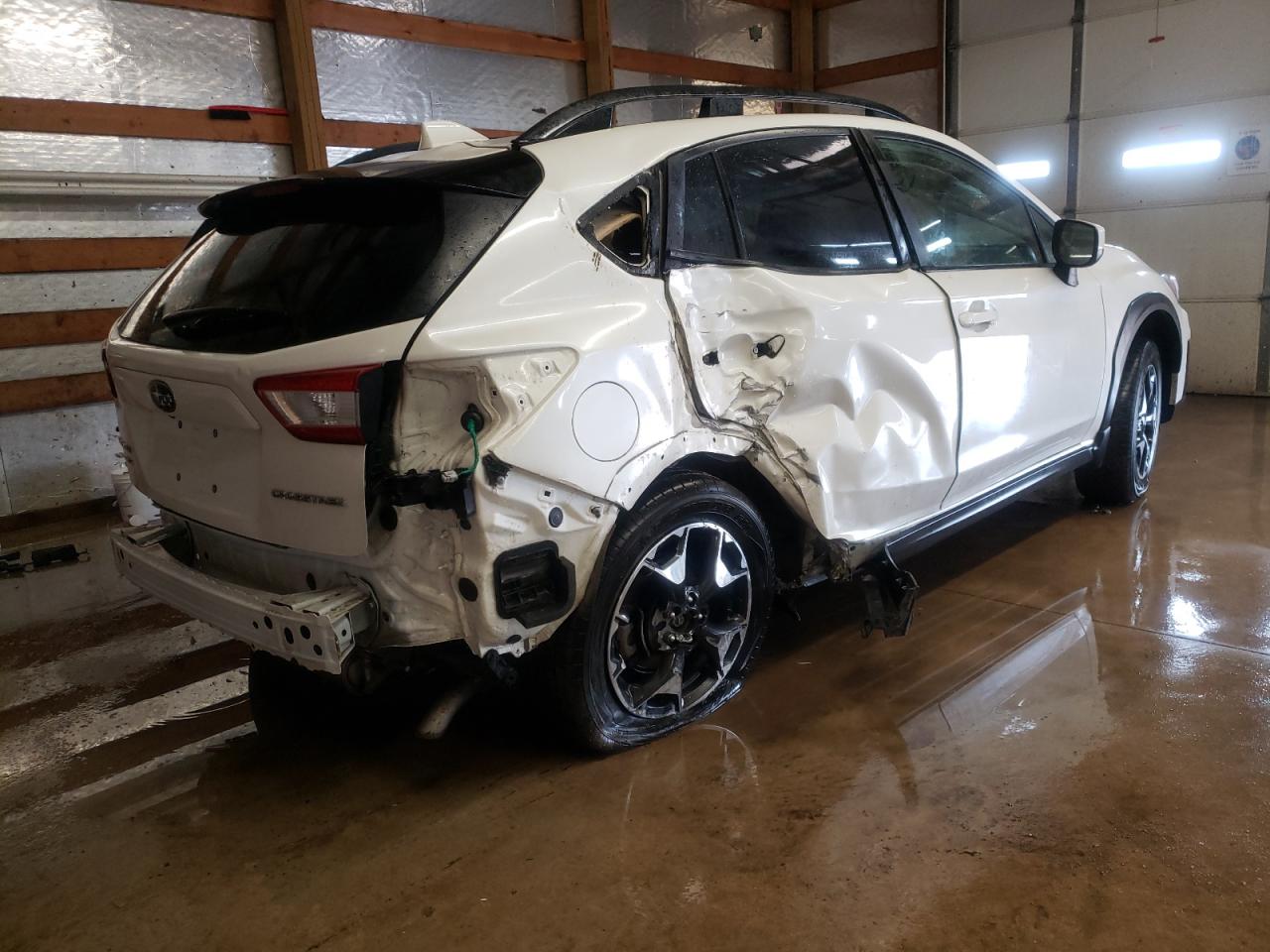 Photo 4 from auction – 2019 SUBARU CROSSTREK with VIN JF2GTACC0KH360179