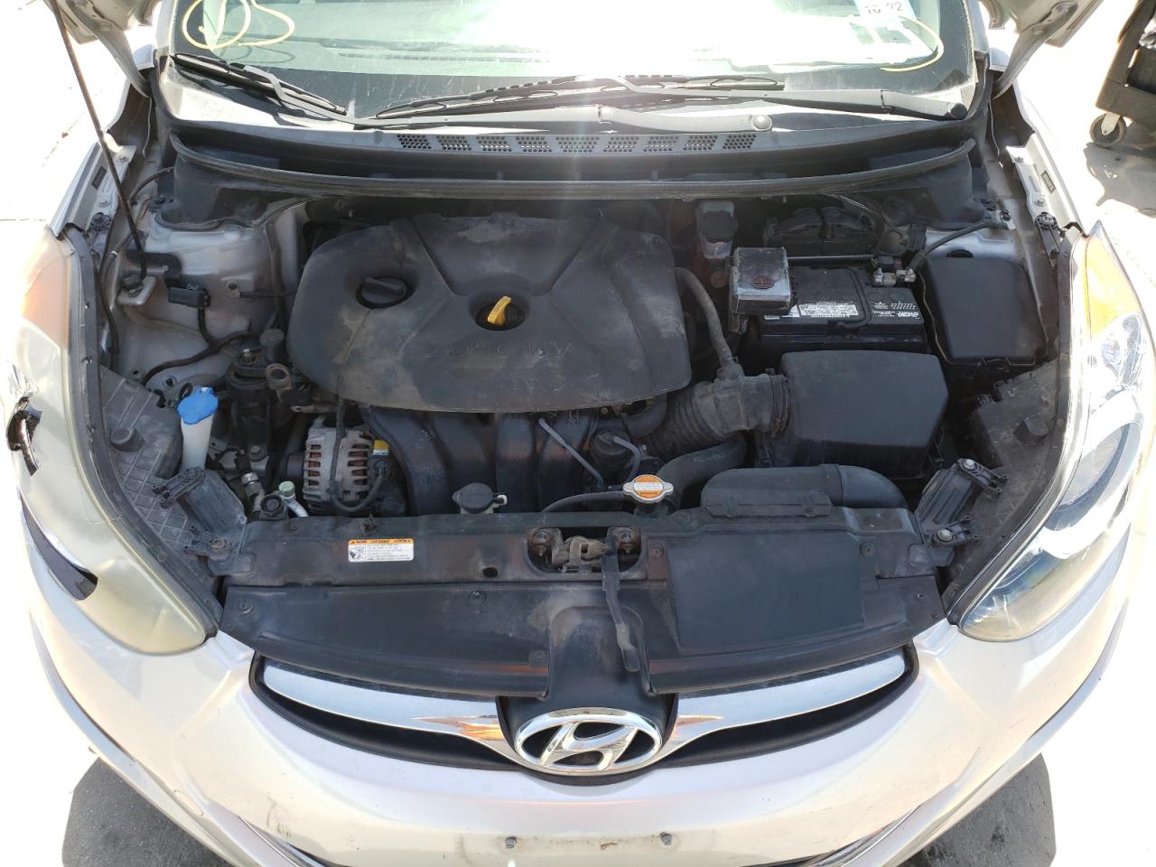Photo 7 from auction – 2011 HYUNDAI ELANTRA GL with VIN 5NPDH4AE2BH047306
