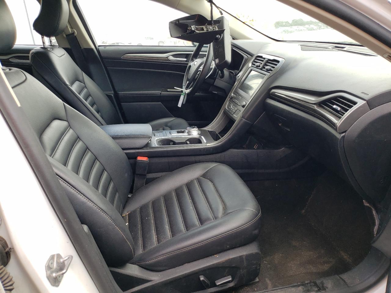 Photo 5 from auction – 2019 FORD FUSION SEL with VIN 3FA6P0CD0KR269502