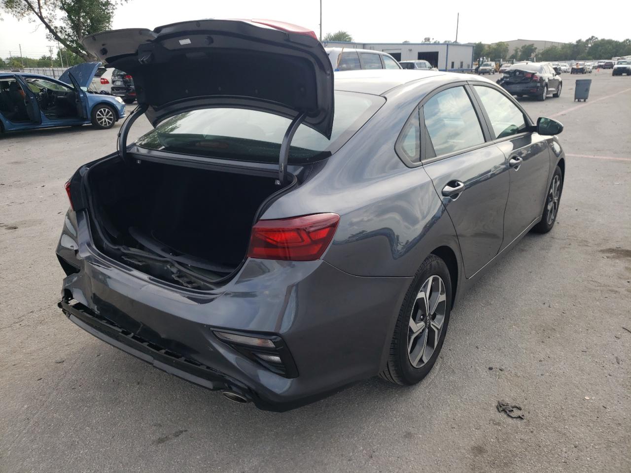 Photo 4 from auction – 2020 KIA FORTE FE with VIN 3KPF24AD2LE226890