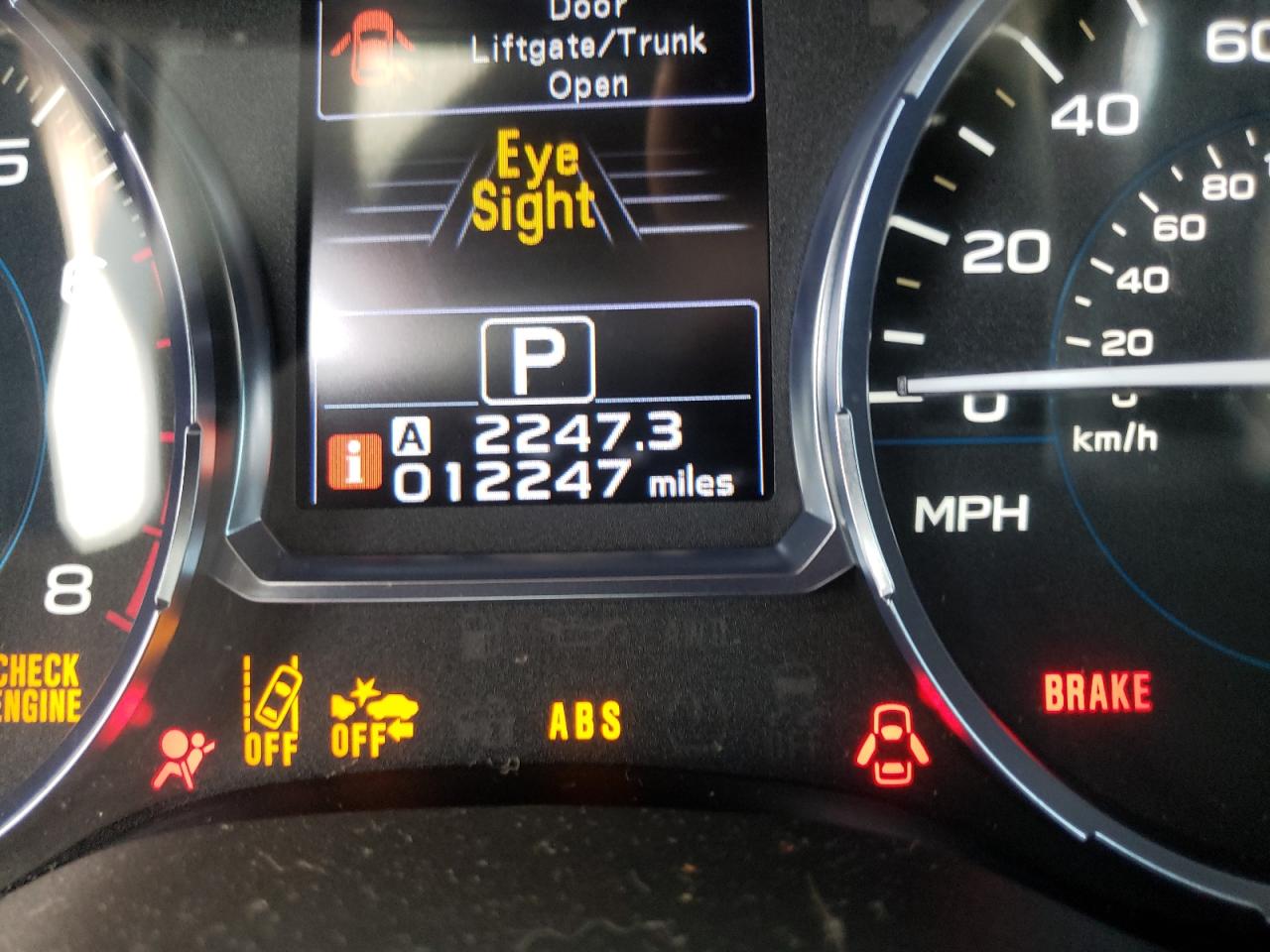 Photo 8 from auction – 2018 SUBARU FORESTER 2 with VIN JF2SJAGC3JH602729