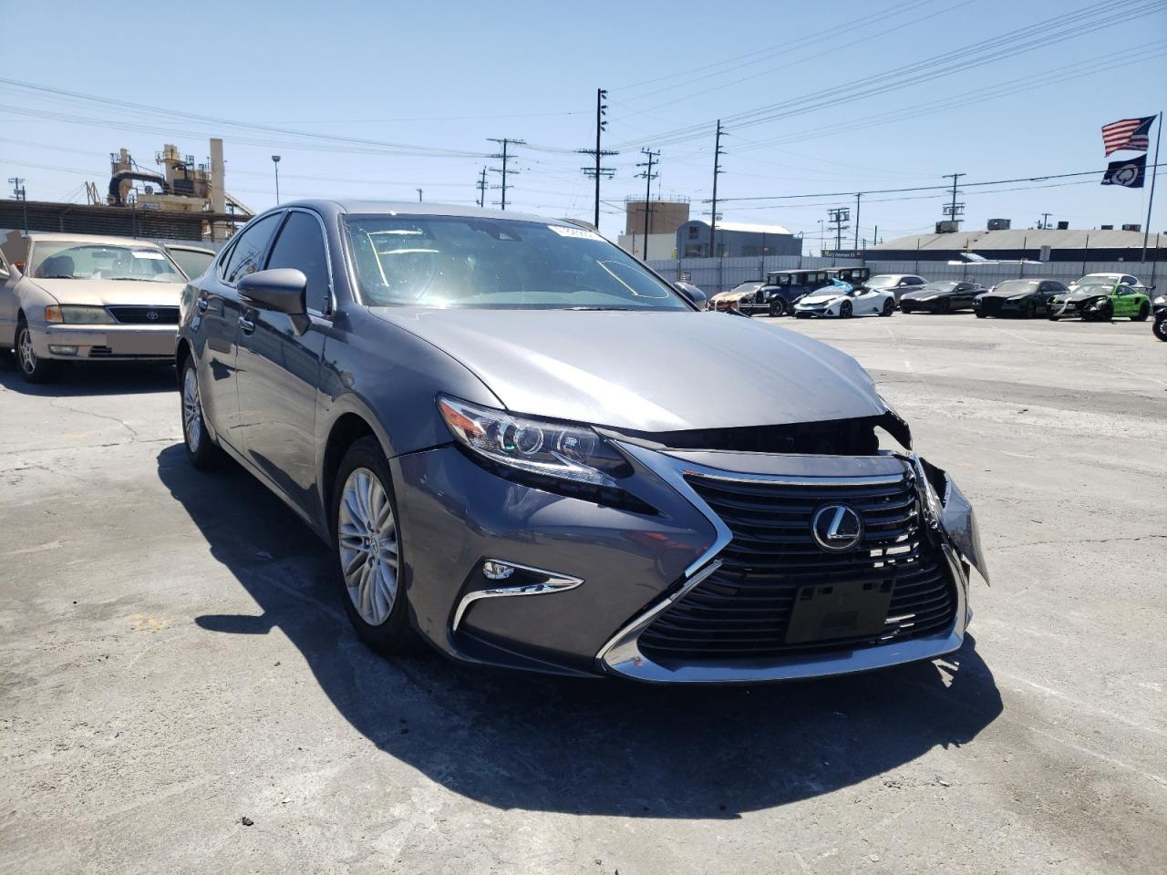 LEXUS ES 350 2018 with VIN 58ABK1GG4JU112391 - Photo from auction