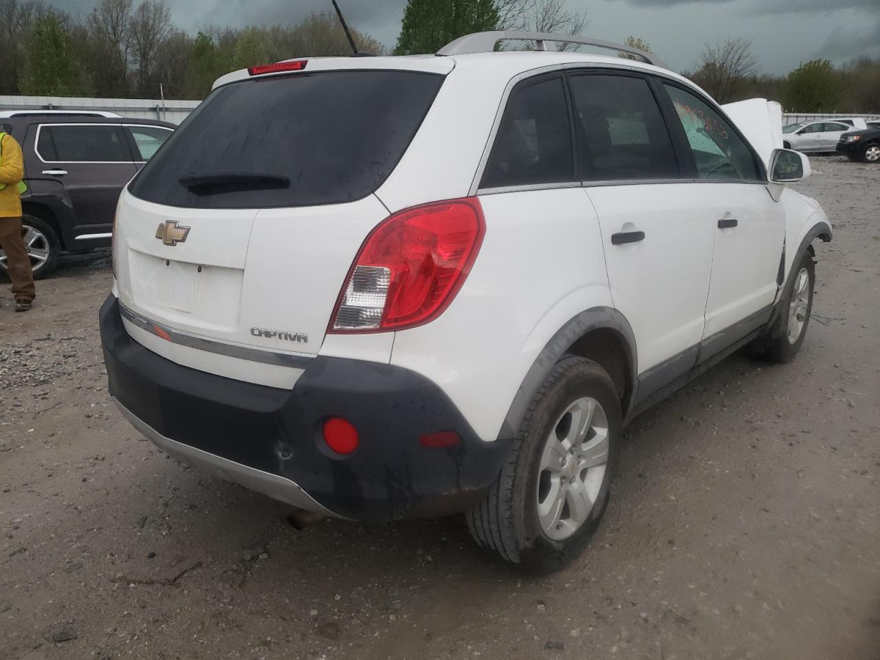Photo 4 from auction – 2014 CHEVROLET CAPTIVA LS with VIN 3GNAL2EK6ES608713