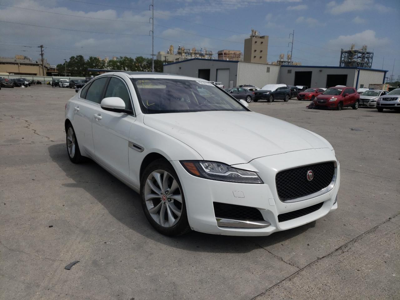 Photo 1 from auction – 2019 JAGUAR XF PREMIUM with VIN SAJBD4FX8KCY80828