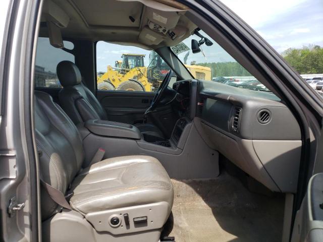 Photo 5 from auction – 2005 CHEVROLET SUBURBAN K with VIN 1GNFK16Z65J212068