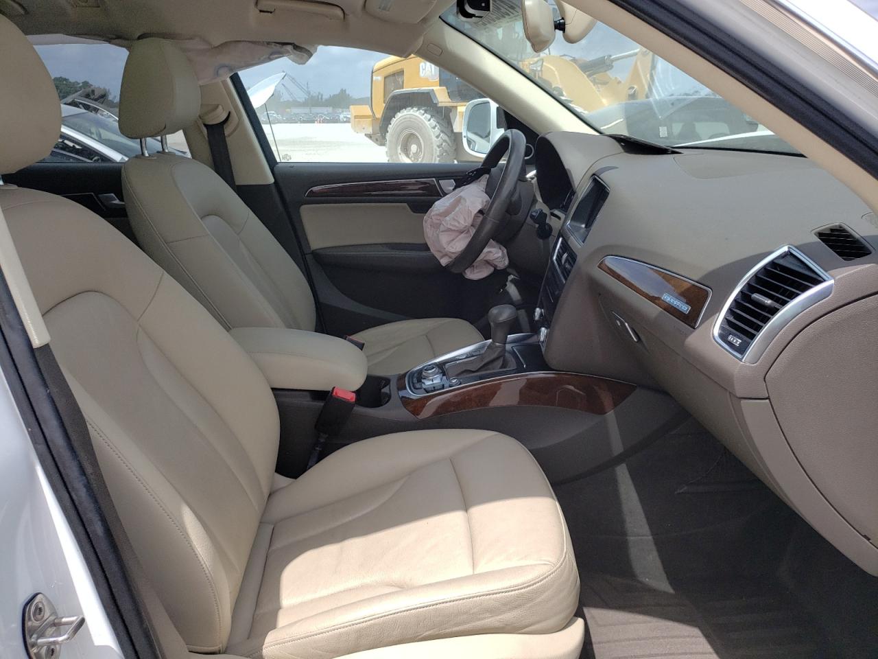Photo 5 from auction – 2015 AUDI Q5 PREMIUM with VIN WA1LFAFPXFA086467