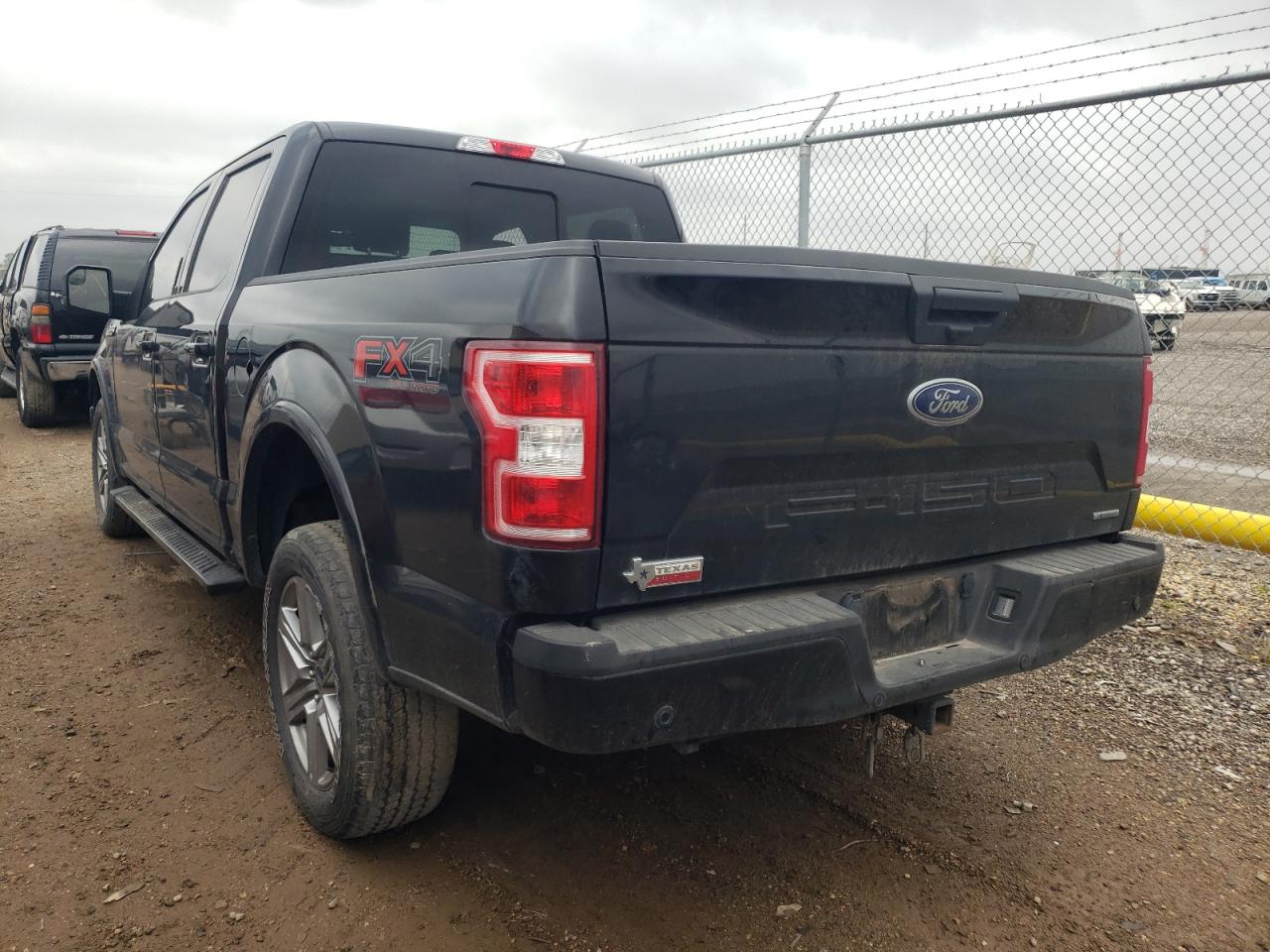 Photo 3 from auction – 2019 FORD F150 SUPER with VIN 1FTEW1E40KKD24028