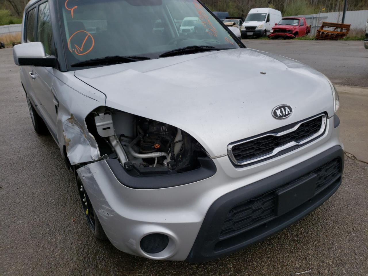 Photo 9 from auction – 2012 KIA SOUL with VIN KNDJT2A50C7478142