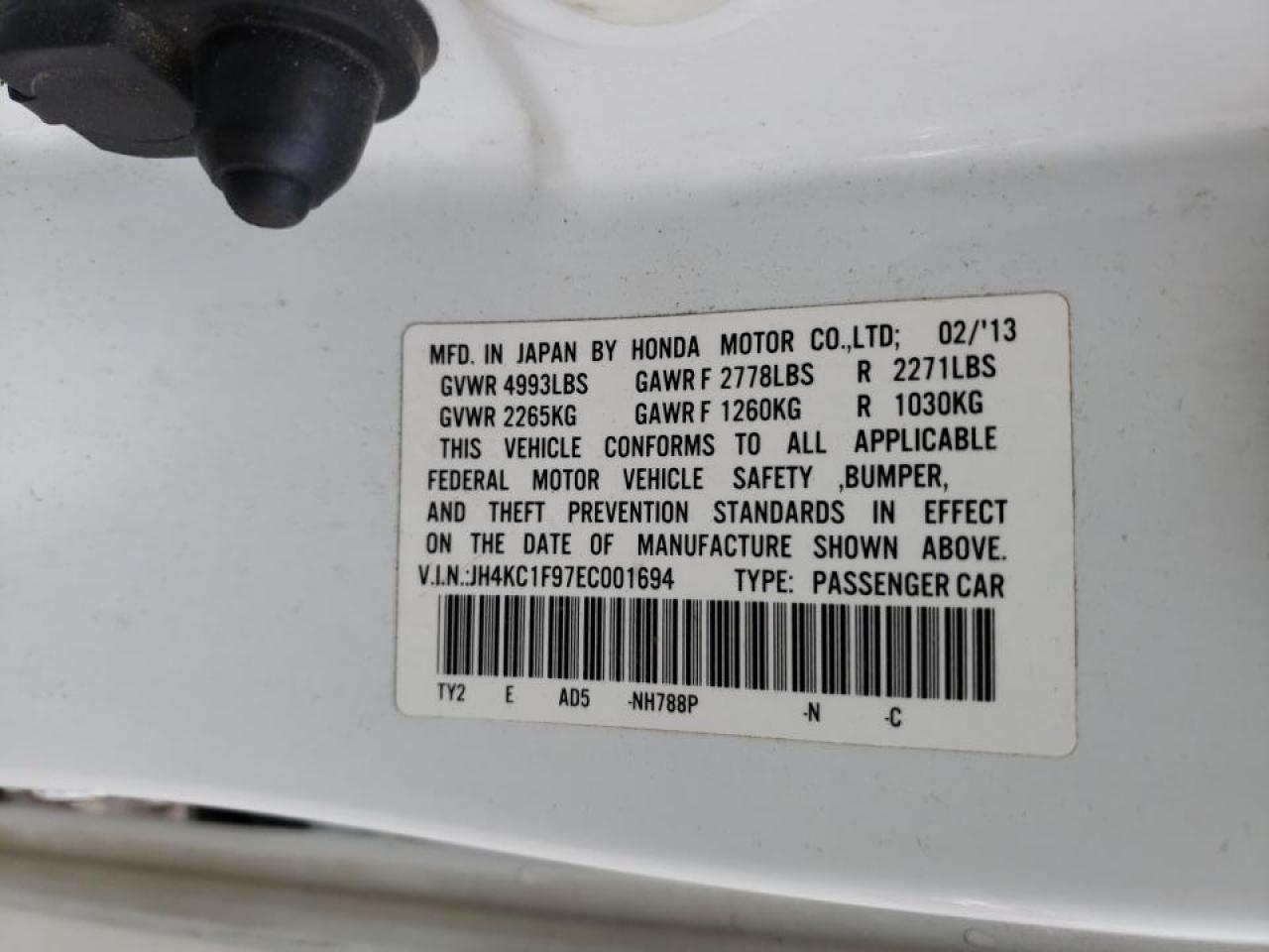 Photo 10 from auction – 2014 ACURA RLX ADVANC with VIN JH4KC1F97EC001694