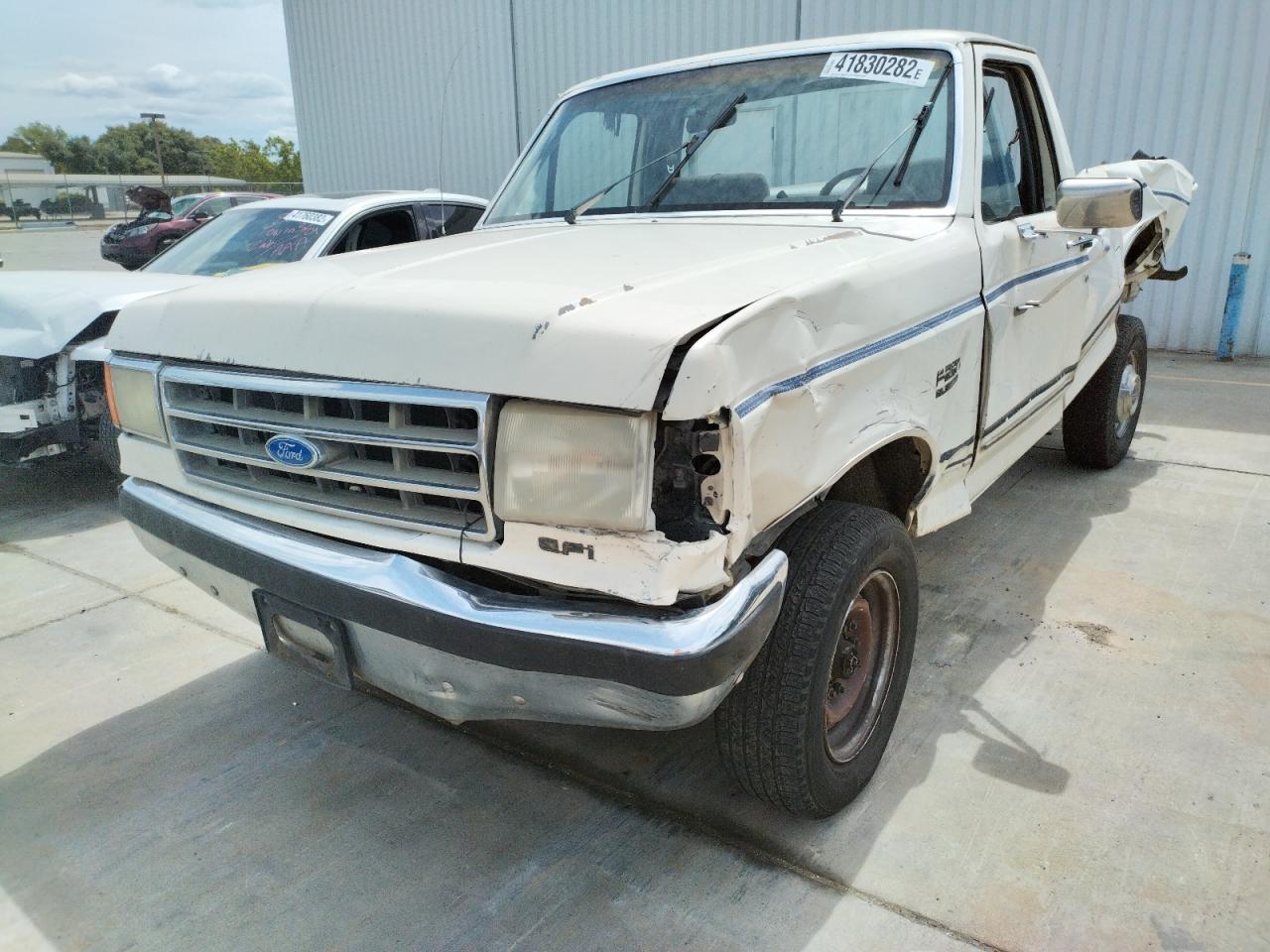 Photo 2 from auction – 1989 FORD F250 with VIN 1FTFF25H9KLA24964