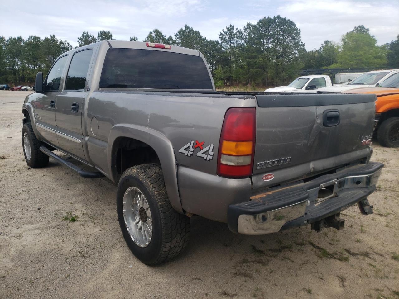 Photo 3 from auction – 2007 GMC SIERRA K25 with VIN 1GTHK23D17F108397