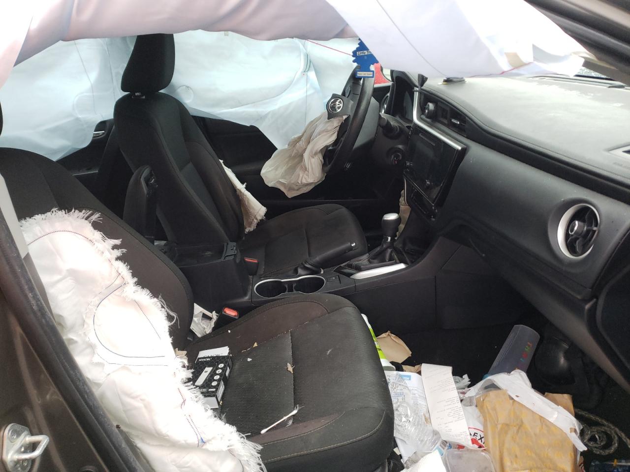 Photo 5 from auction – 2019 TOYOTA COROLLA L with VIN 2T1BURHE3KC231288