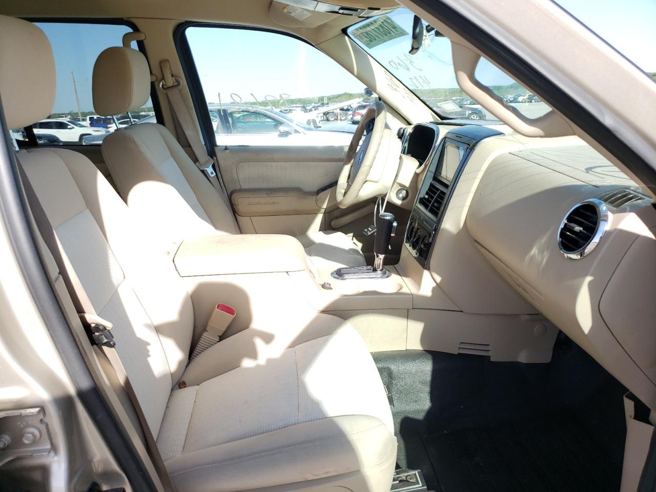 Photo 5 from auction – 2007 FORD EXPLORER S with VIN 1FMEU31K97UA30625