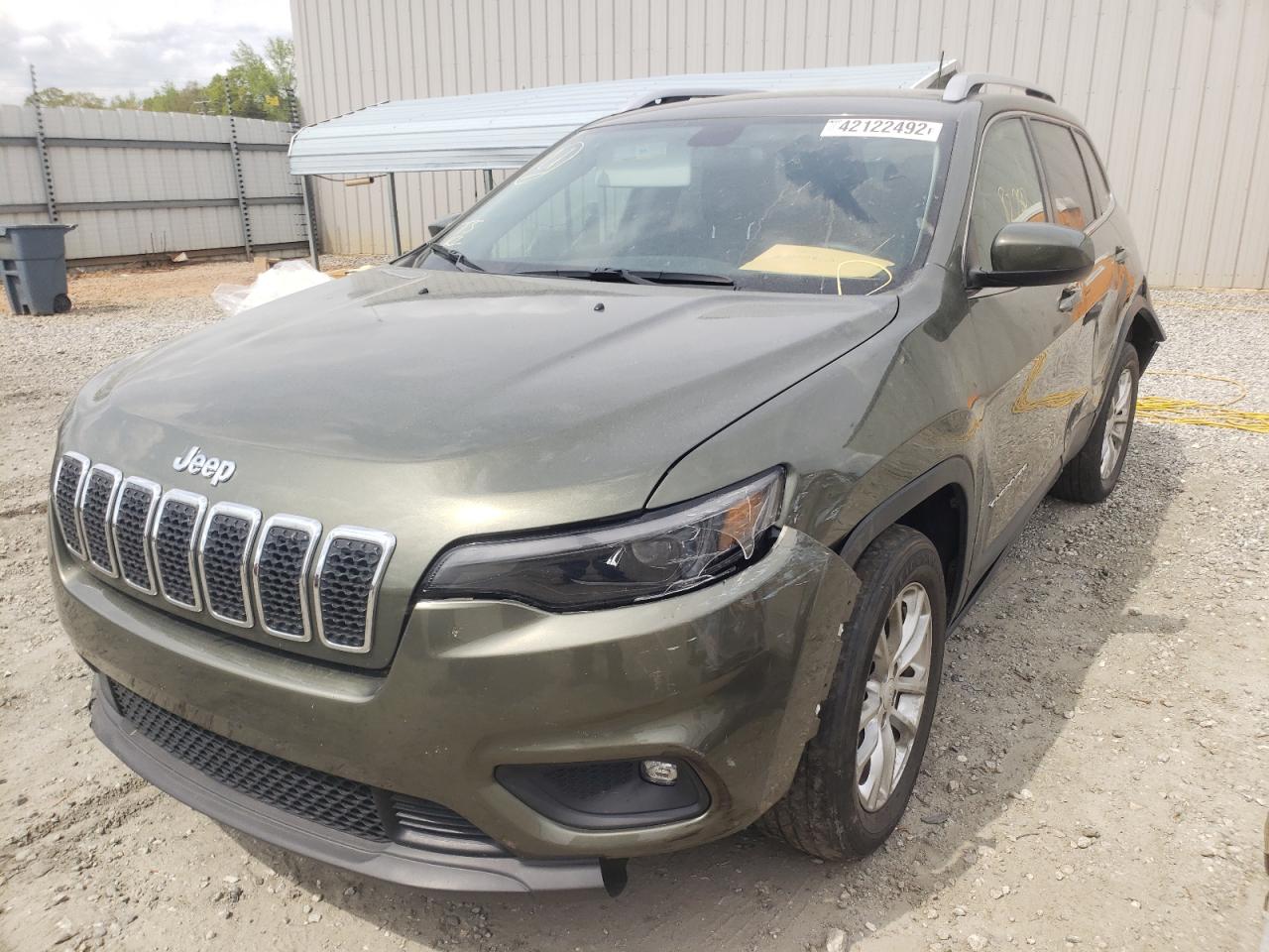 Photo 2 from auction – 2019 JEEP CHEROKEE L with VIN 1C4PJLCB0KD242079