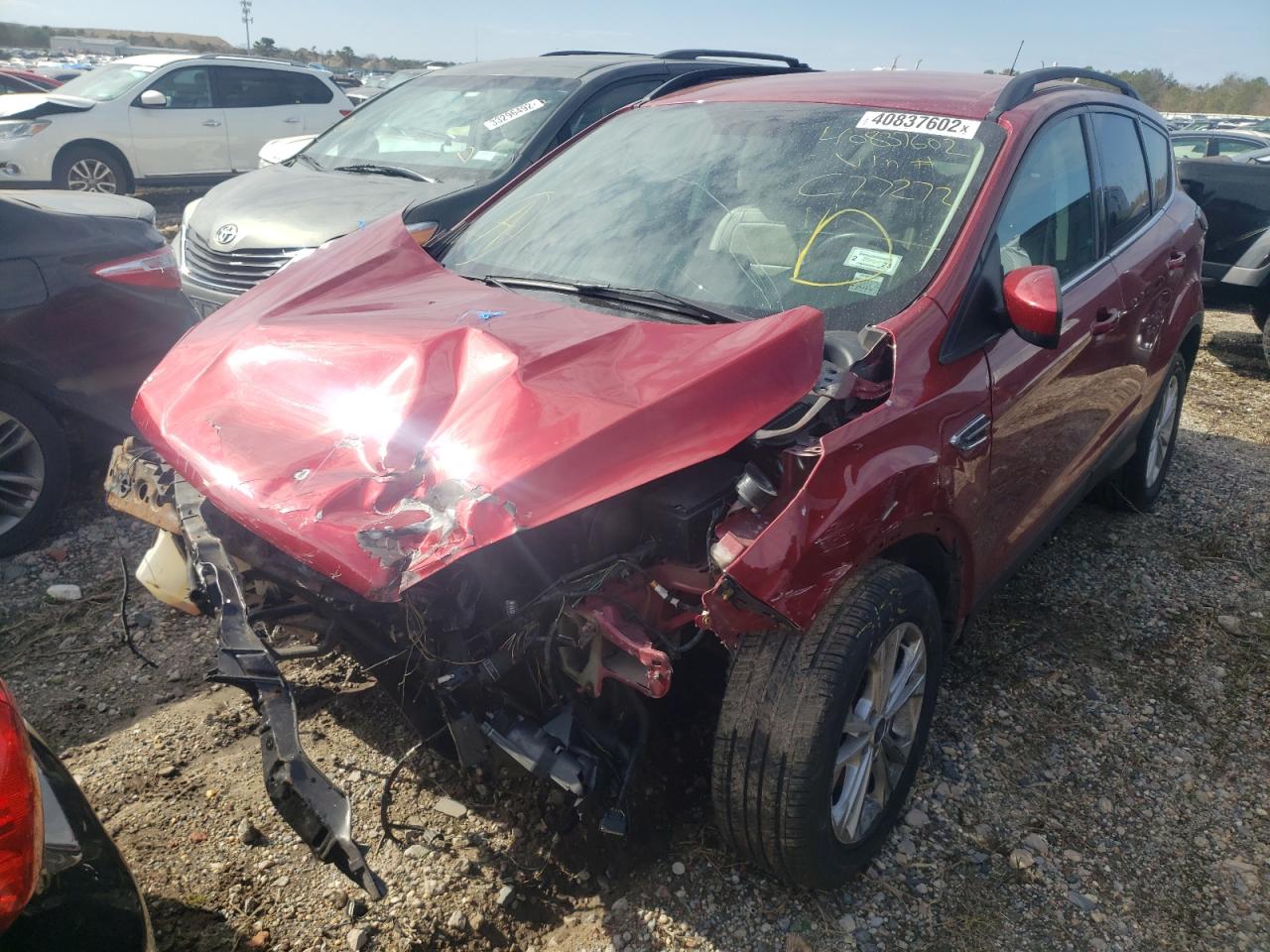 Photo 2 from auction – 2017 FORD ESCAPE SE with VIN 1FMCU9GD3HUC77272