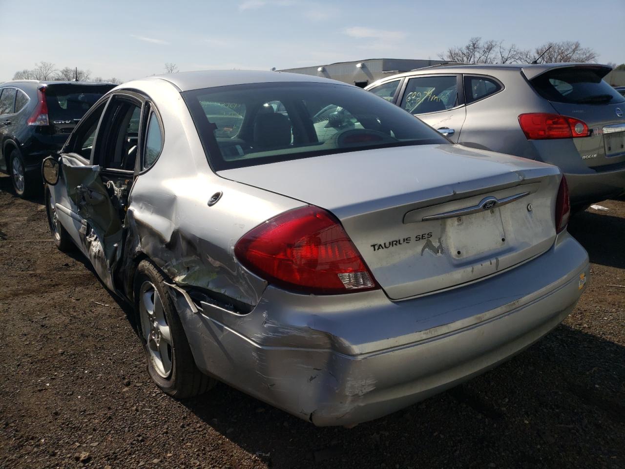 Photo 3 from auction – 2000 FORD TAURUS SES with VIN 1FAFP55U0YA252664