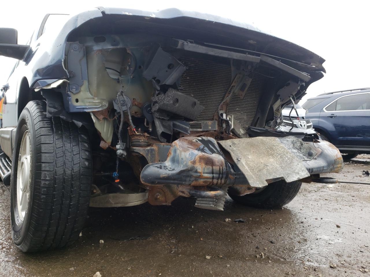 صورة رقم 9 من المزاد - 2004 FORD EXPEDITION مع VIN 1FMPU16L84LB41456