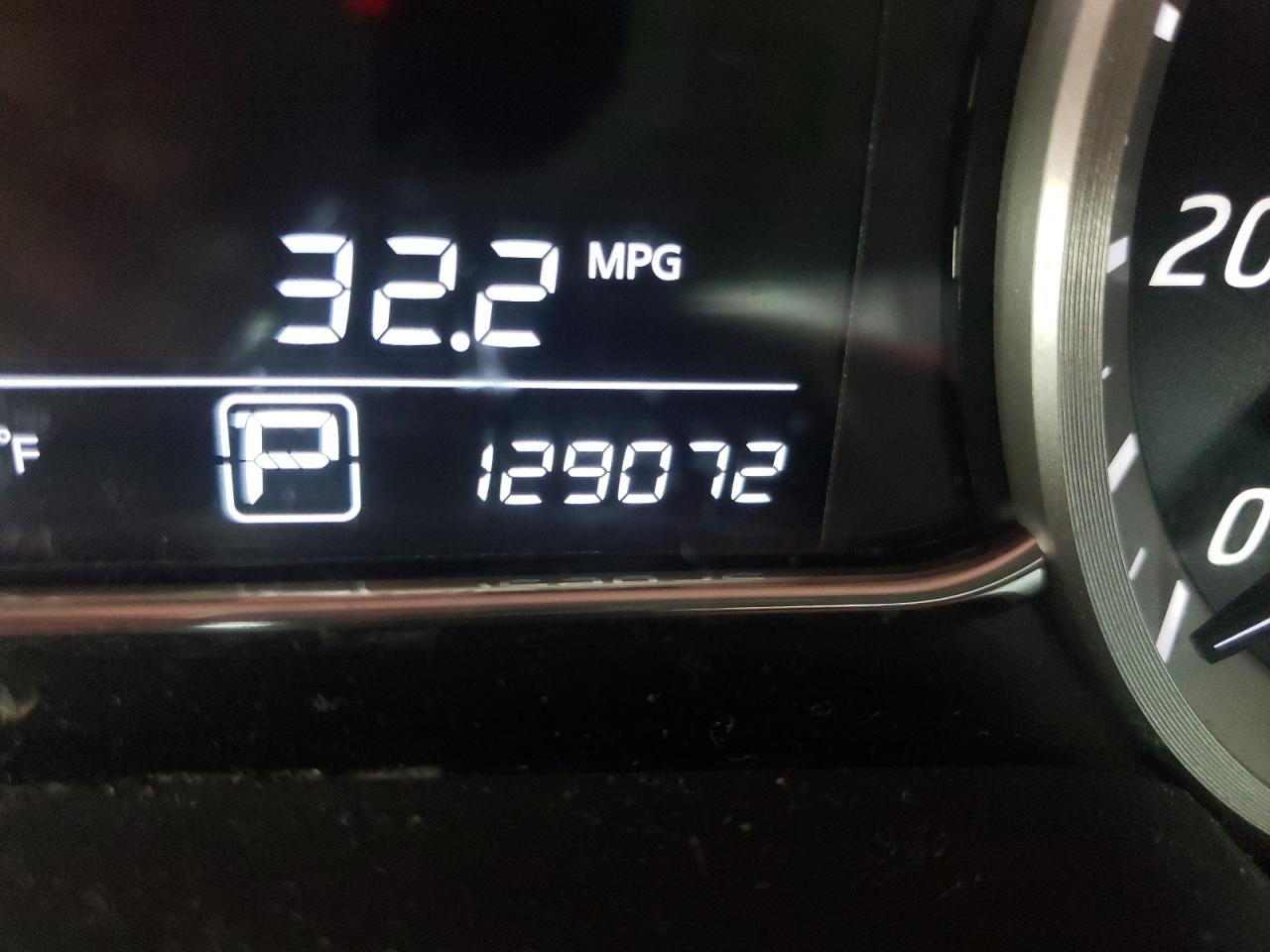 Photo 8 from auction – 2015 NISSAN SENTRA S with VIN 3N1AB7APXFL634546