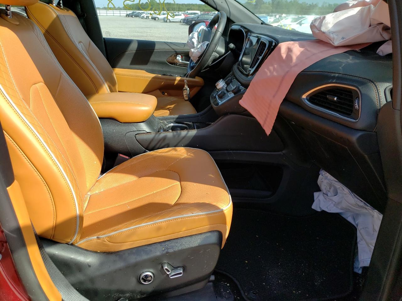 Photo 5 from auction – 2021 CHRYSLER PACIFICA H with VIN 2C4RC1N74MR540604