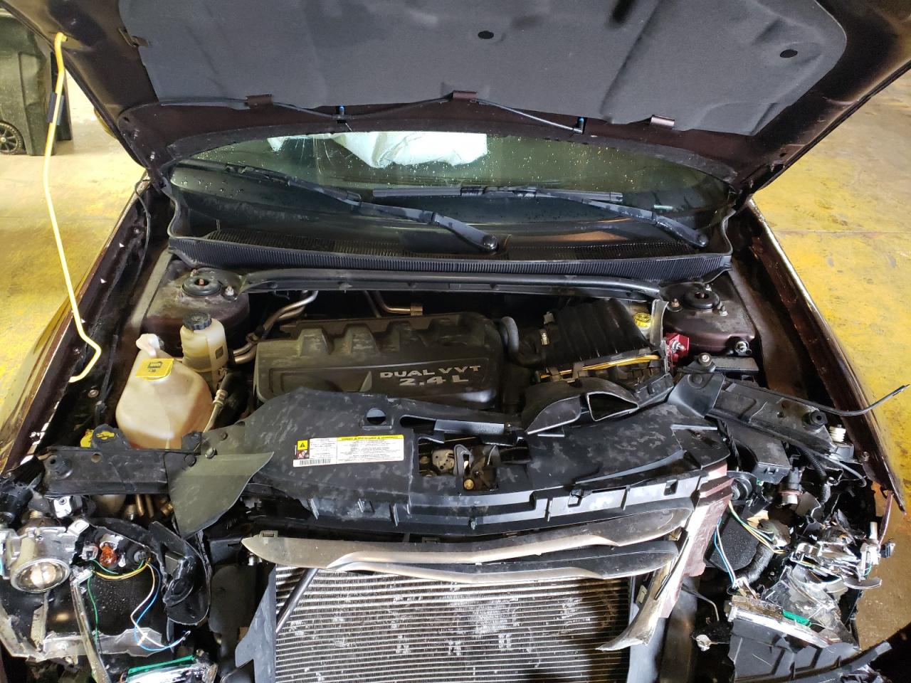 Photo 7 from auction – 2012 CHRYSLER 200 TOURIN with VIN 1C3CCBBB2CN169401